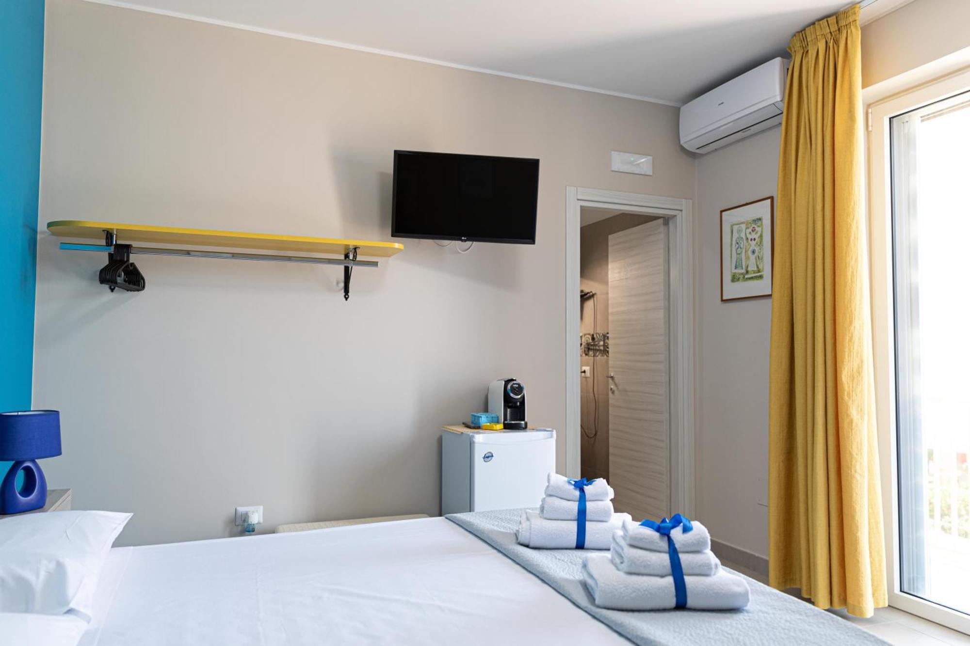 16Th Fad Rooms Margherita Di Savoia Ngoại thất bức ảnh